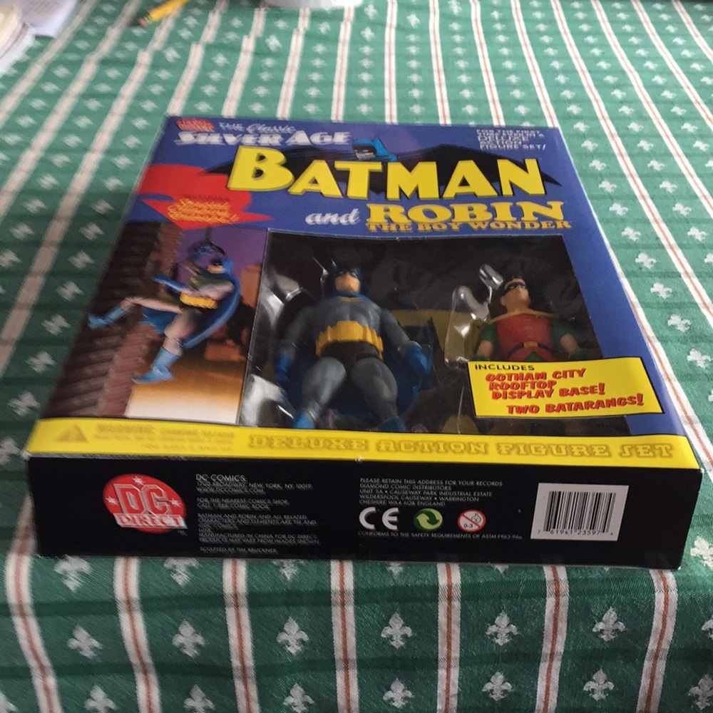 Vintage sealed DC  Deluxe Classic Batman & Robin - Picture 3 of 3